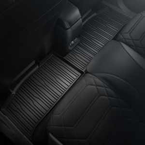 Talne preproge za vse vremenske razmere zadaj, črne, v slogu pladnja z dvignjenimi robovi